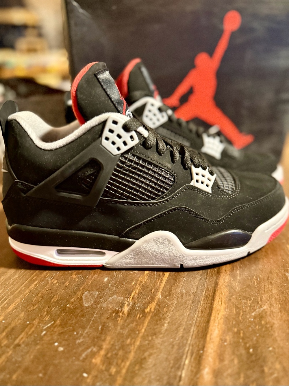 Nike Air Jordan 4 Retro Bred sneakers - 8.5M or 10W